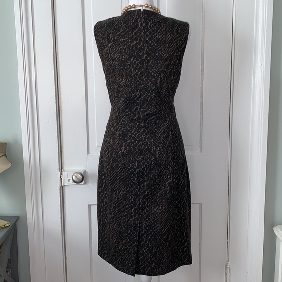TAHARI SLEEVELESS DRESS BLACK AND BROWN - Picture 5 of 10